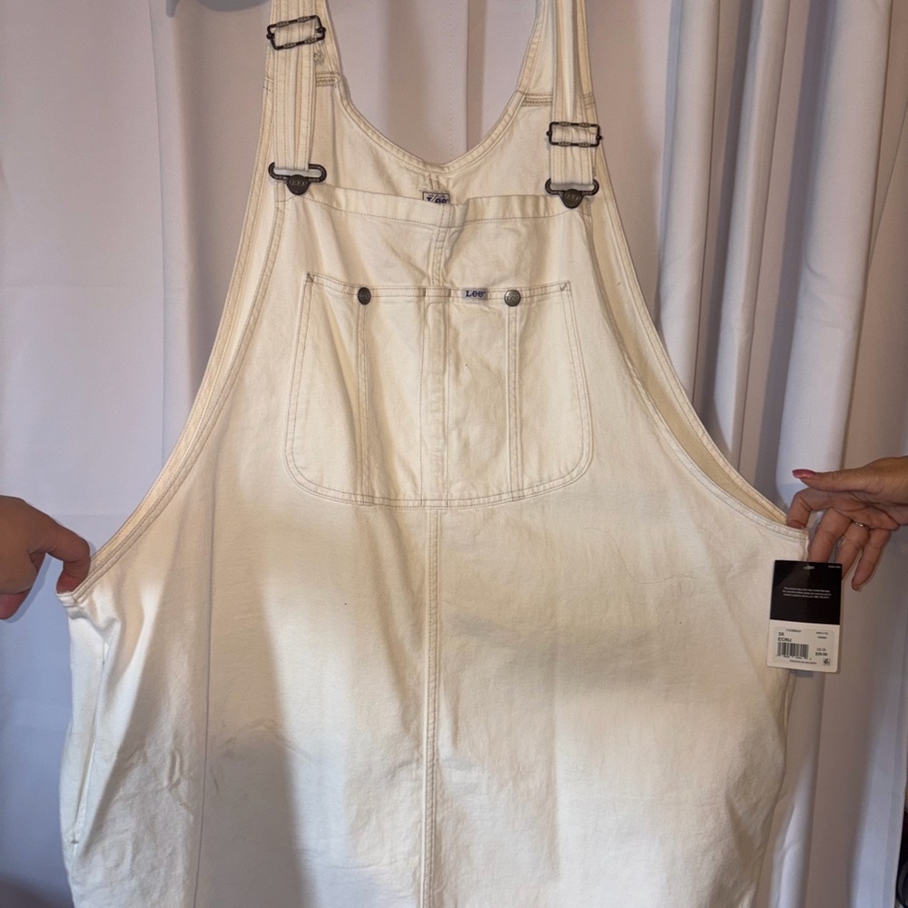 Lee Cream Workwear jumper with Logo Patch